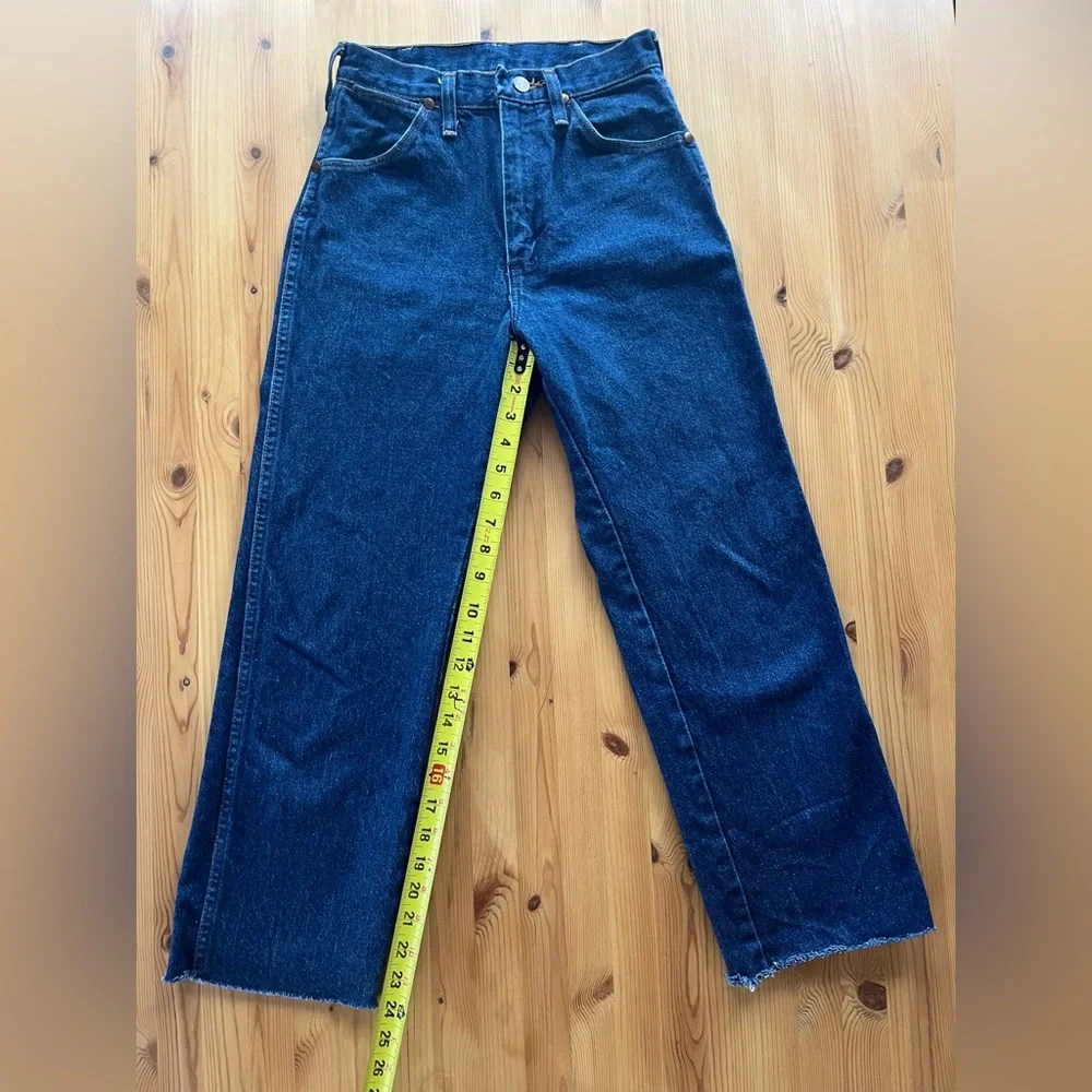 Vintage Wrangler Cowboy Cut Blue Jeans - Picture 1 of 6